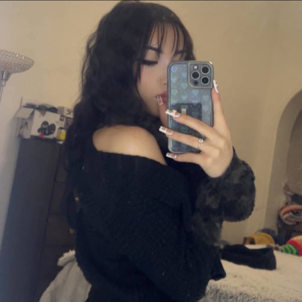 Meet your Posher, Lorren